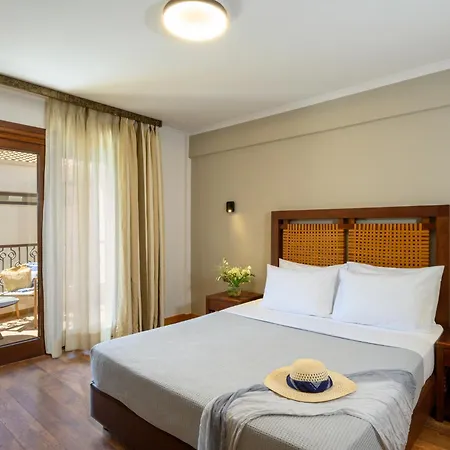 Hotel Elisso 4*