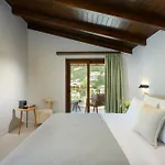 Elisso Hotel
