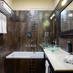 Elisso Hotel